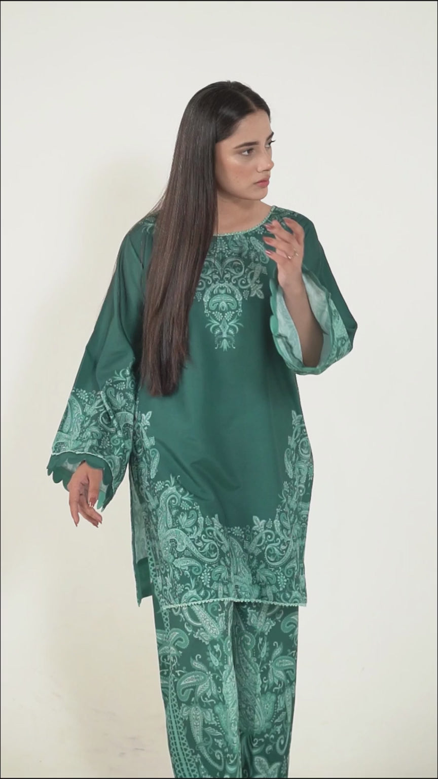 Trendy women’s co ord set in pastel colors