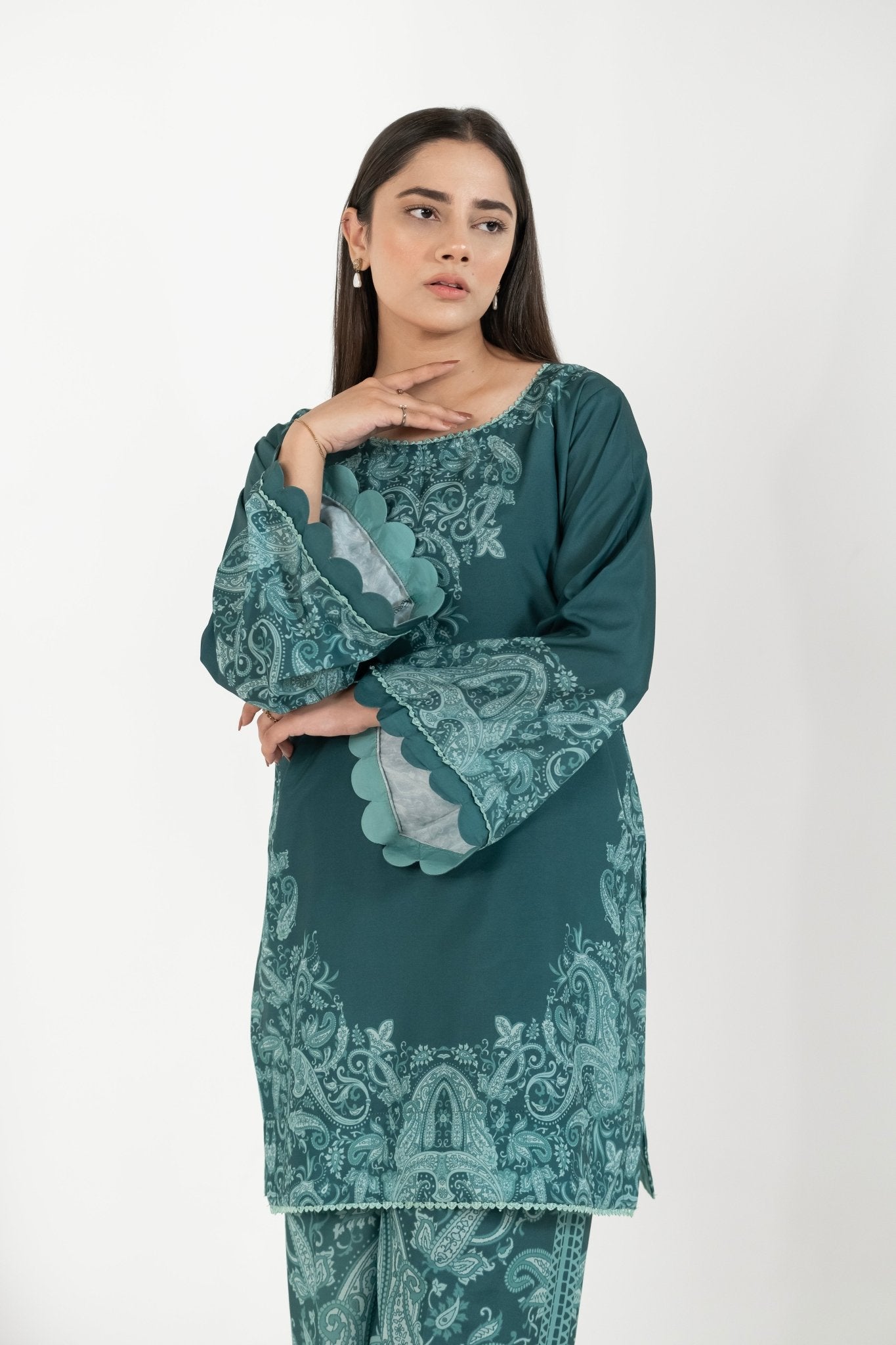 Lemon Tart Clothing: The Epitome of Modern Pakistani Elegance - Pret.Dastkaari
