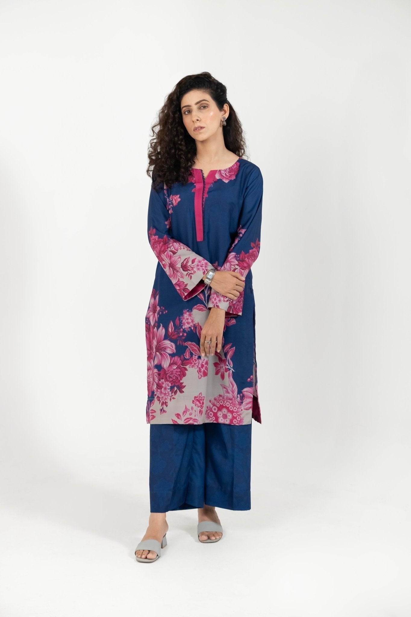 Long Dresses Pakistan – A Timeless Fashion Statement - Pret.Dastkaari