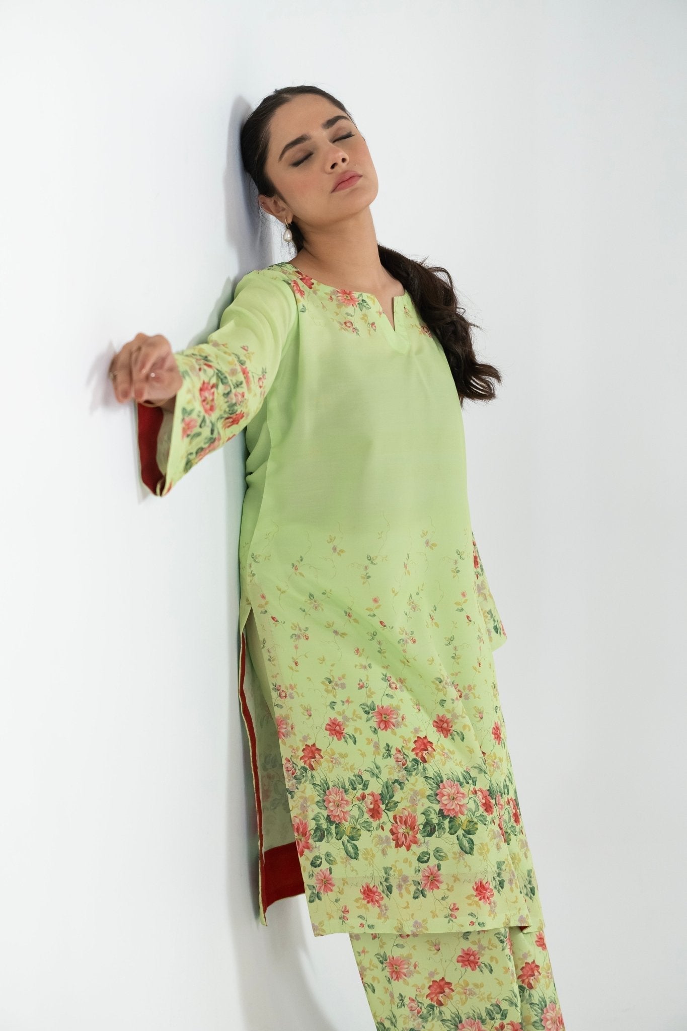 Pakistani Traditional Wear: A Timeless Expression of Culture - Pret.Dastkaari