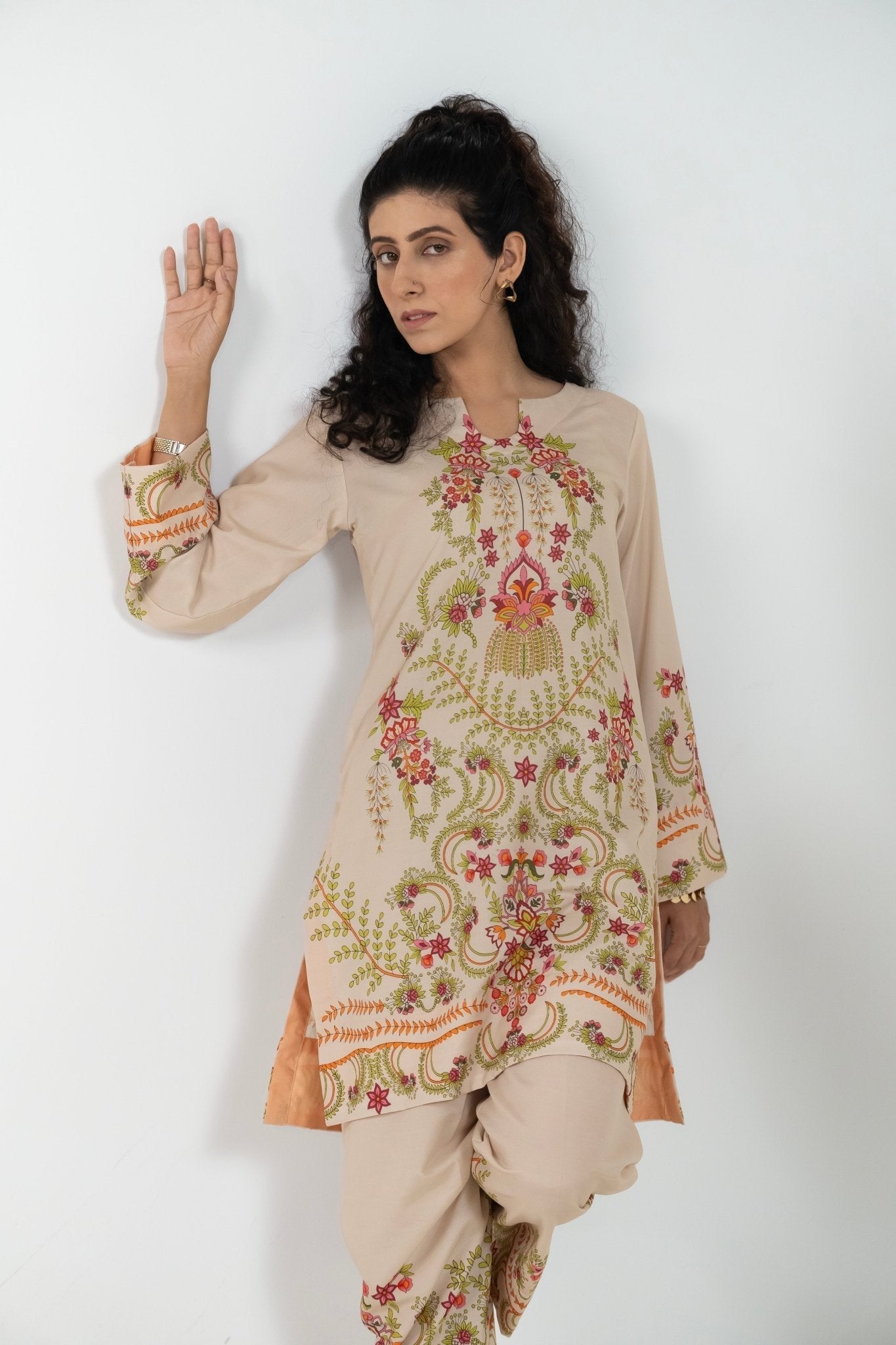 Pista Colour Dress: A Fresh Trend in Women’s Fashion - Pret.Dastkaari