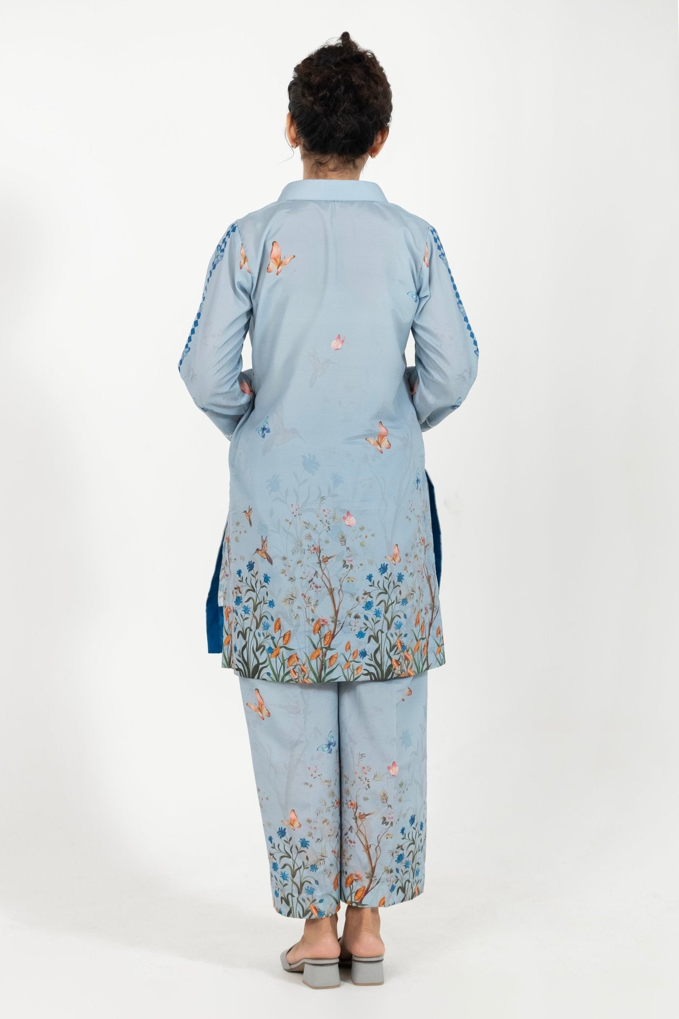 Modern floral outfit for women Delphinium
